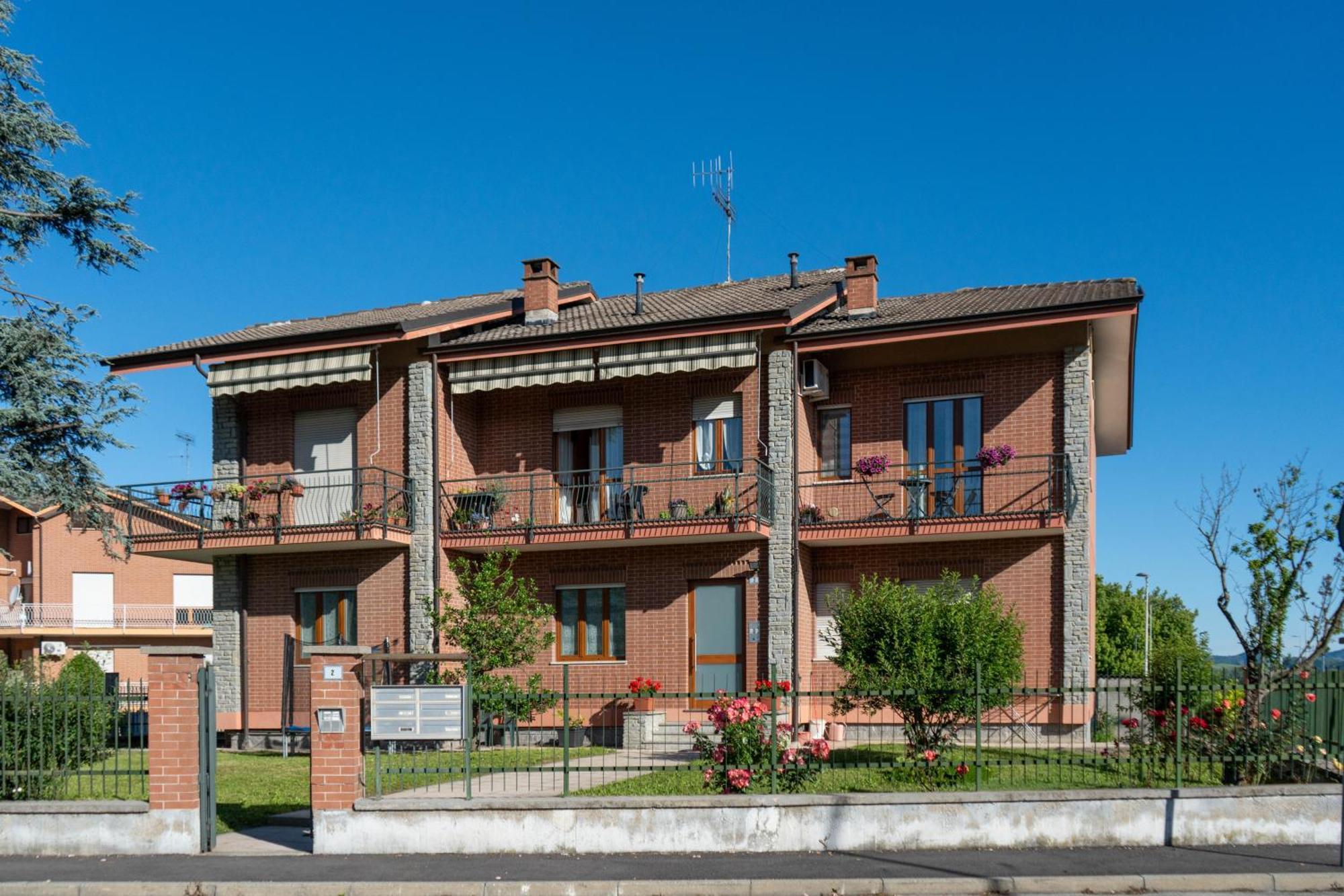 Appartamento Rayan Алба Екстериор снимка